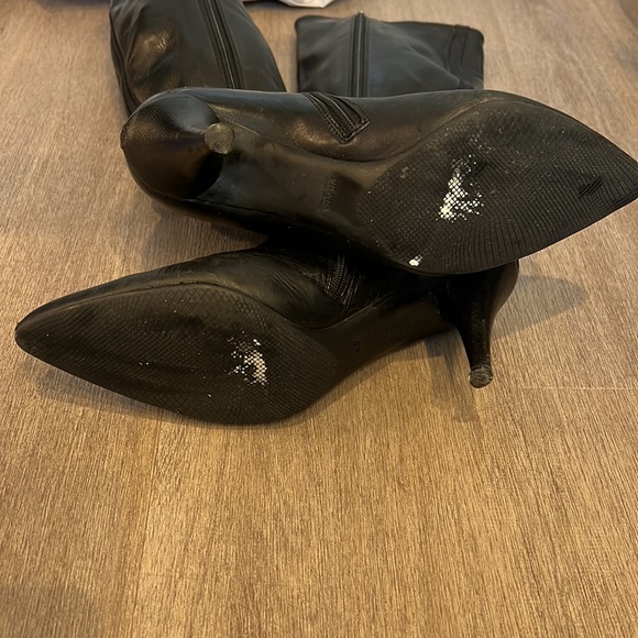 Prada 👢 leather mid length stiletto boots size 7.5 - Picture 7 of 9